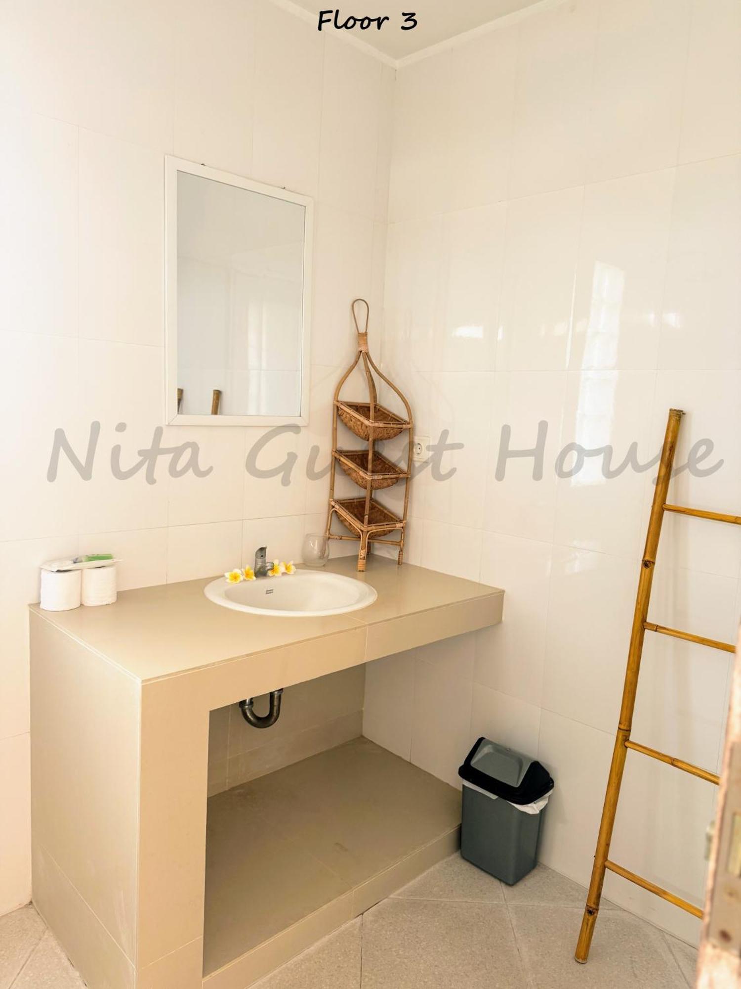 Nita Guest House Bali Canggu Eksteriør billede